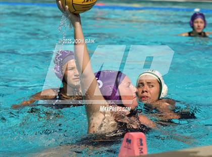 Thumbnail 3 in College Park vs Moreau Catholic (Battle of the Bay) photogallery.