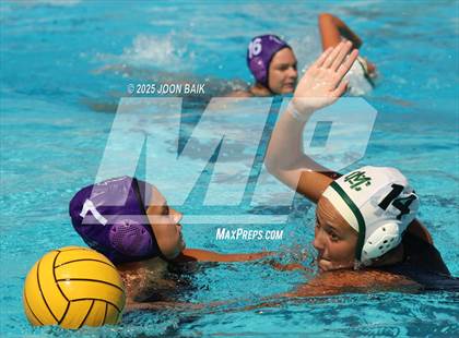 Thumbnail 2 in College Park vs Moreau Catholic (Battle of the Bay) photogallery.