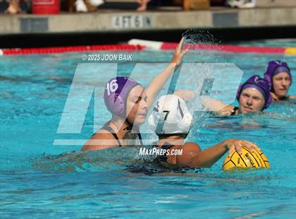 Thumbnail 2 in College Park vs Moreau Catholic (Battle of the Bay) photogallery.
