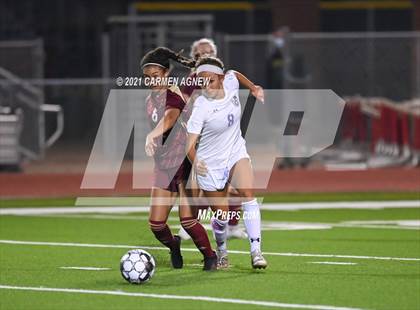 Thumbnail 3 in Cypress Woods vs Klein Cane photogallery.