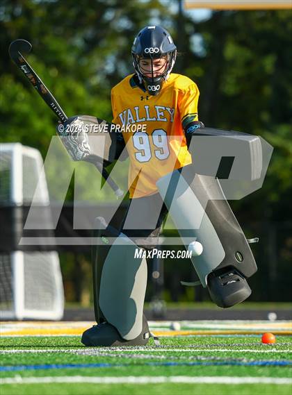 Thumbnail 1 in Independence @ Loudoun Valley photogallery.