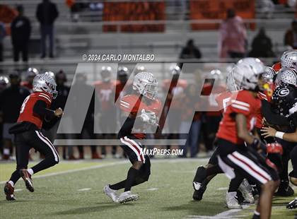 Thumbnail 3 in Rancho Verde vs. Glendora (CIF SS Division 6 Quarter Final) photogallery.