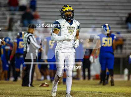 Thumbnail 1 in Western Branch @ Oscar Smith photogallery.