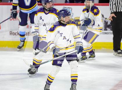 Thumbnail 2 in Poudre School District vs. Valor Christian (CHSAA 5A Final) photogallery.