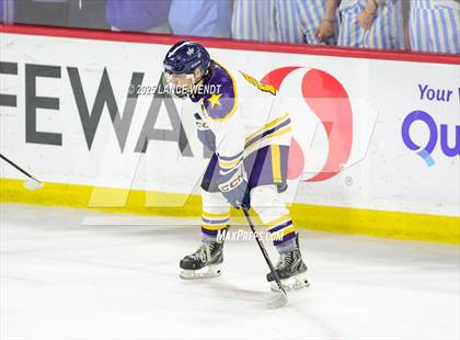 Thumbnail 3 in Poudre School District vs. Valor Christian (CHSAA 5A Final) photogallery.