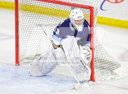 Thumbnail 3 in Poudre School District vs. Valor Christian (CHSAA 5A Final) photogallery.