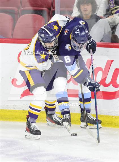 Thumbnail 2 in Poudre School District vs. Valor Christian (CHSAA 5A Final) photogallery.