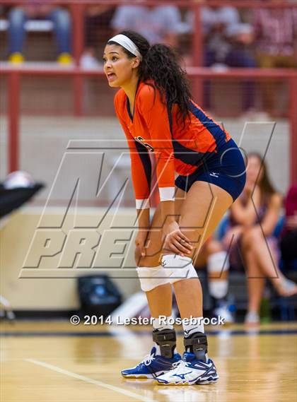 Thumbnail 2 in Brandeis vs O'Connor photogallery.