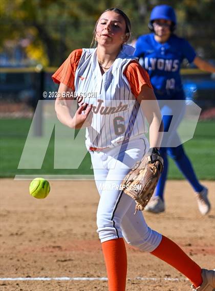 Thumbnail 2 in La Junta @ Lyons photogallery.