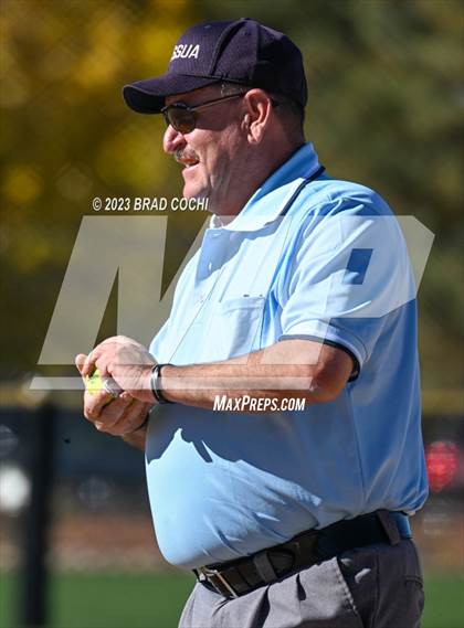 Thumbnail 2 in La Junta @ Lyons photogallery.