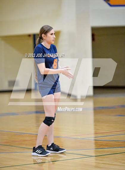 Thumbnail 2 in Ironwood Ridge vs Cholla photogallery.