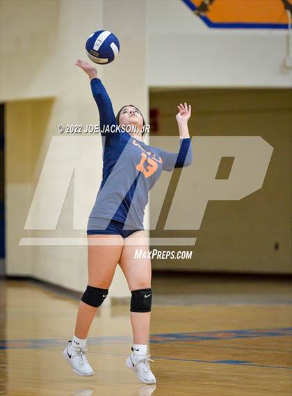 Thumbnail 3 in Ironwood Ridge vs Cholla photogallery.