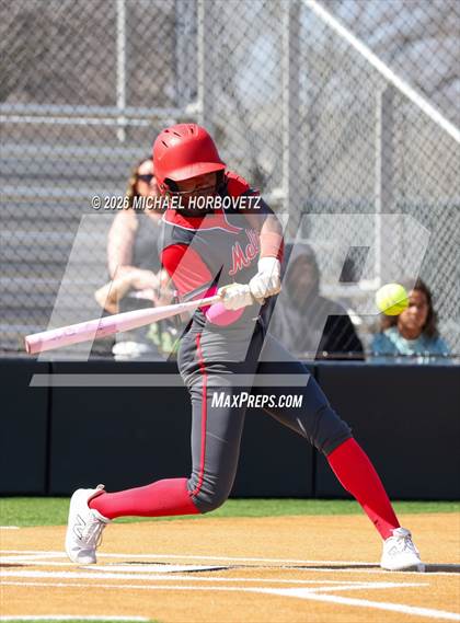 Thumbnail 2 in Melissa vs Aledo photogallery.