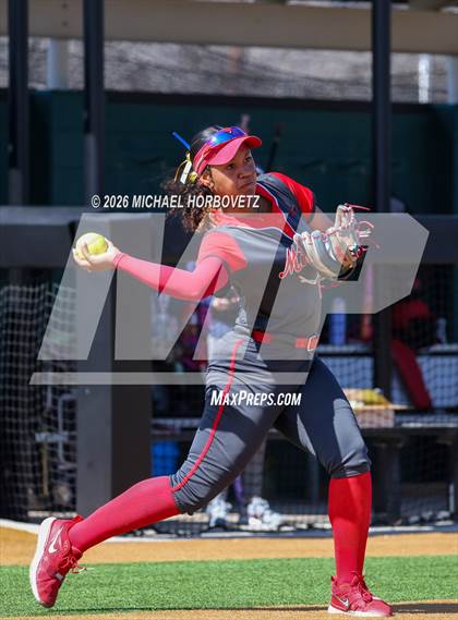 Thumbnail 3 in Melissa vs Aledo photogallery.