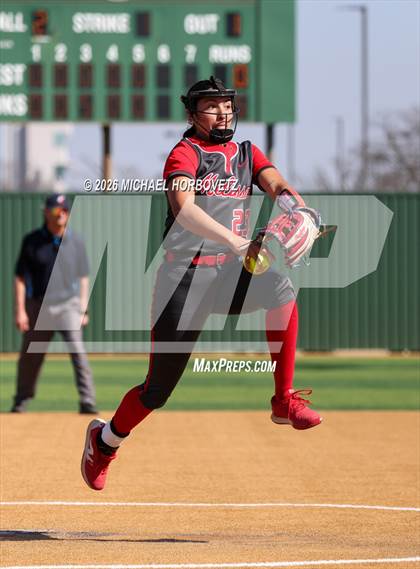 Thumbnail 1 in Melissa vs Aledo photogallery.