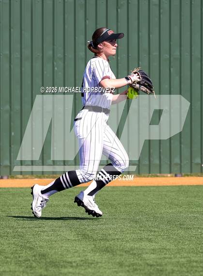 Thumbnail 1 in Melissa vs Aledo photogallery.