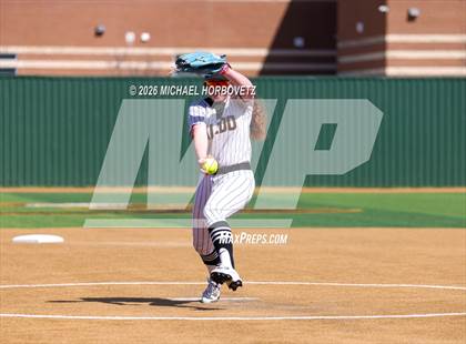 Thumbnail 1 in Melissa vs Aledo photogallery.