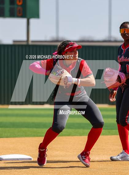 Thumbnail 2 in Melissa vs Aledo photogallery.
