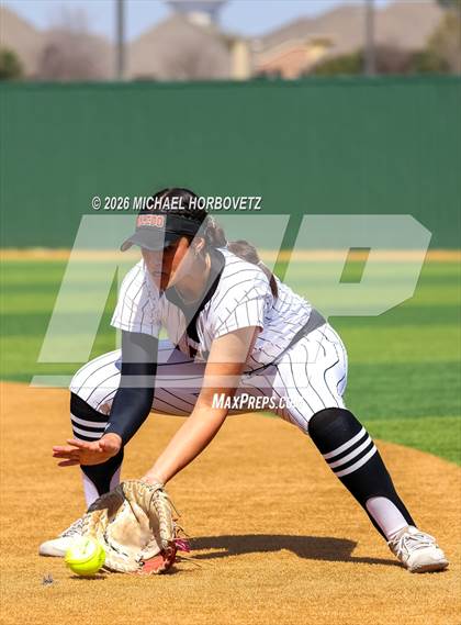 Thumbnail 1 in Melissa vs Aledo photogallery.