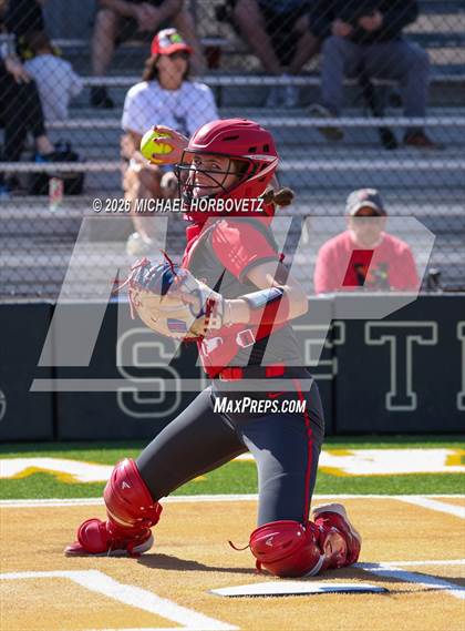 Thumbnail 3 in Melissa vs Aledo photogallery.