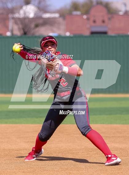 Thumbnail 2 in Melissa vs Aledo photogallery.