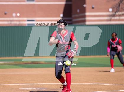 Thumbnail 3 in Melissa vs Aledo photogallery.