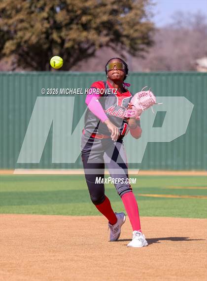 Thumbnail 3 in Melissa vs Aledo photogallery.