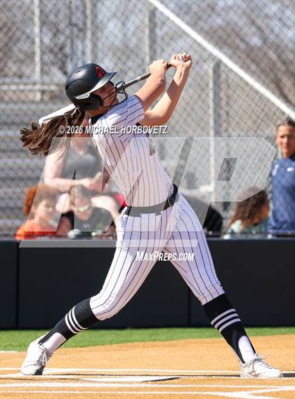 Thumbnail 1 in Melissa vs Aledo photogallery.