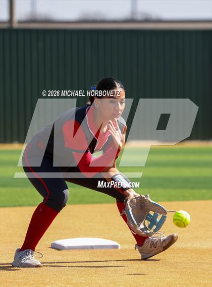 Thumbnail 1 in Melissa vs Aledo photogallery.