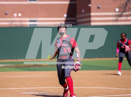 Thumbnail 2 in Melissa vs Aledo photogallery.