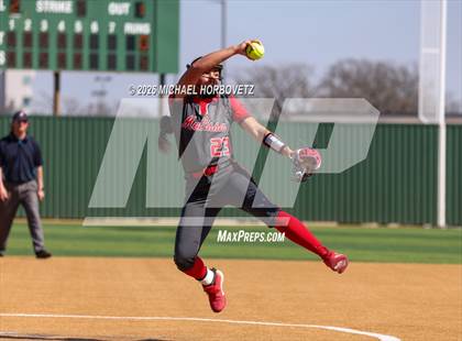 Thumbnail 3 in Melissa vs Aledo photogallery.