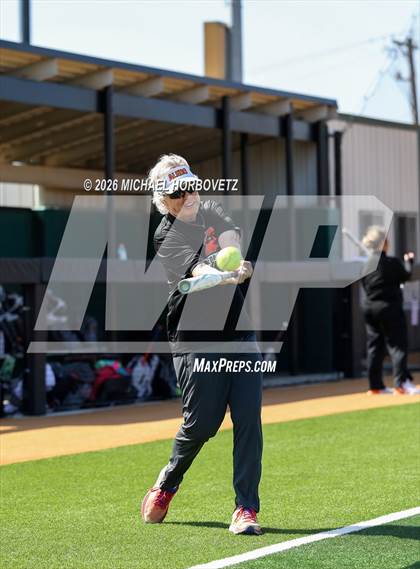 Thumbnail 2 in Melissa vs Aledo photogallery.