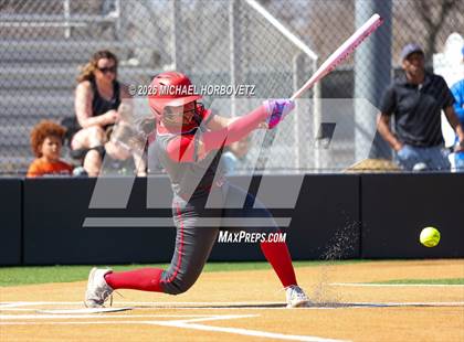 Thumbnail 2 in Melissa vs Aledo photogallery.