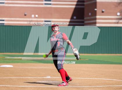 Thumbnail 2 in Melissa vs Aledo photogallery.
