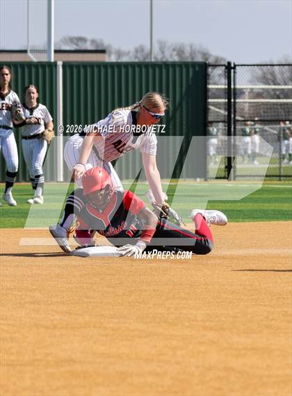 Thumbnail 2 in Melissa vs Aledo photogallery.