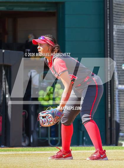 Thumbnail 2 in Melissa vs Aledo photogallery.