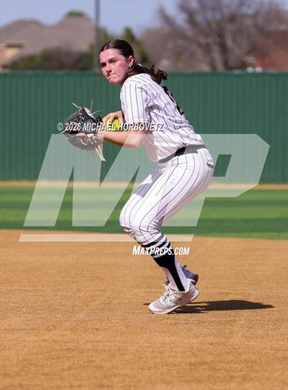 Thumbnail 1 in Melissa vs Aledo photogallery.