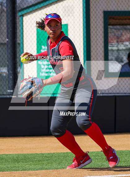 Thumbnail 3 in Melissa vs Aledo photogallery.