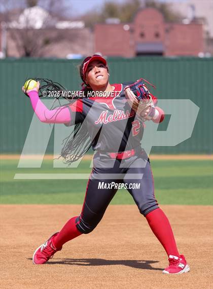 Thumbnail 3 in Melissa vs Aledo photogallery.
