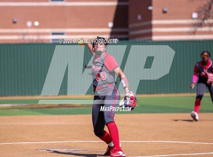 Thumbnail 2 in Melissa vs Aledo photogallery.