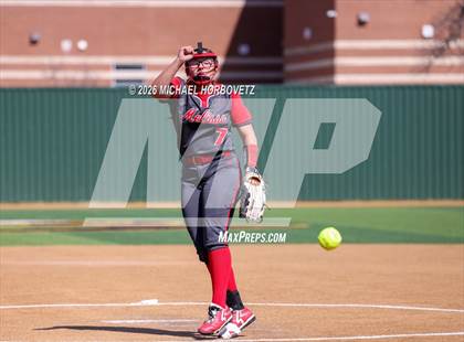 Thumbnail 2 in Melissa vs Aledo photogallery.