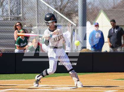 Thumbnail 2 in Melissa vs Aledo photogallery.