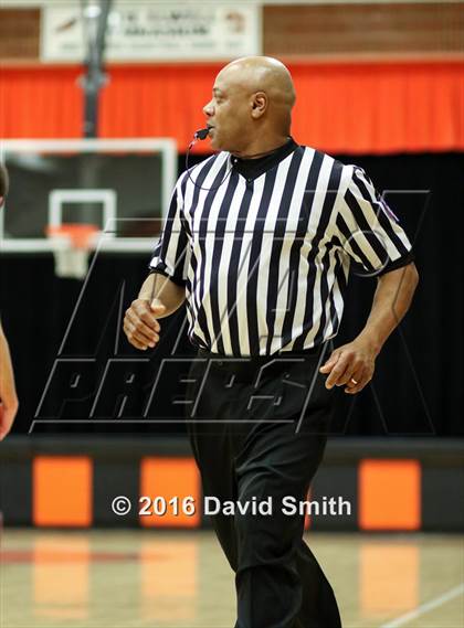 Thumbnail 2 in Lexington vs Carrollton (I-70 vs. MRVC East Challenge Tournament) photogallery.