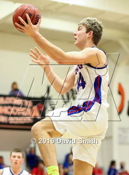 Thumbnail 3 in Lexington vs Carrollton (I-70 vs. MRVC East Challenge Tournament) photogallery.