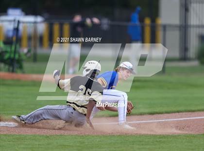 Thumbnail 2 in Carmel @ Warren Central photogallery.