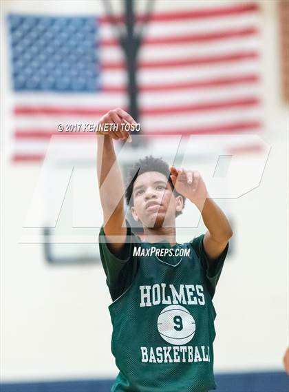 Thumbnail 1 in FR: Holmes @ O'Connor (Freshman A) photogallery.