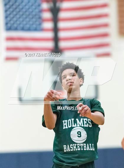 Thumbnail 2 in FR: Holmes @ O'Connor (Freshman A) photogallery.