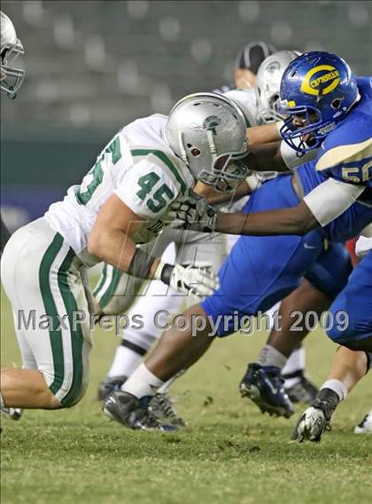 Thumbnail 2 in De La Salle vs. Crenshaw (CIF State Open Division Final) photogallery.