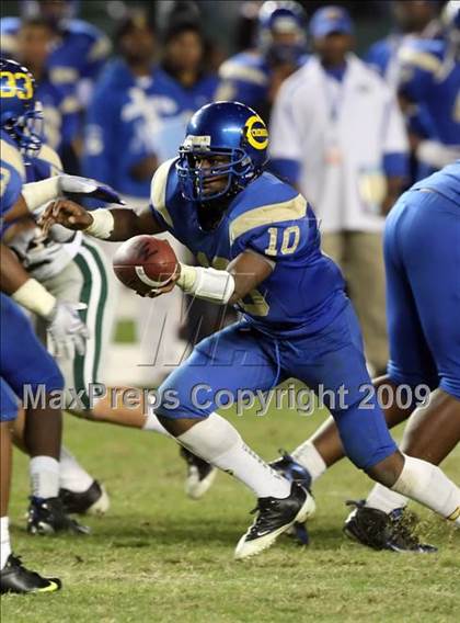 Thumbnail 2 in De La Salle vs. Crenshaw (CIF State Open Division Final) photogallery.