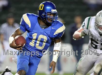 Thumbnail 2 in De La Salle vs. Crenshaw (CIF State Open Division Final) photogallery.